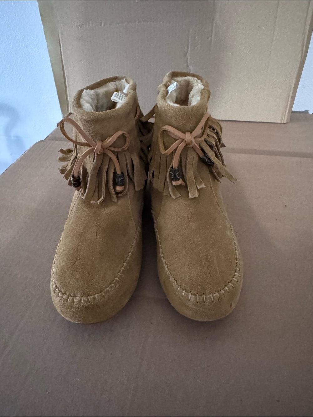 NWOT - Lucky Brand Tan Suede Fringe Moccasin Boots with bow detail